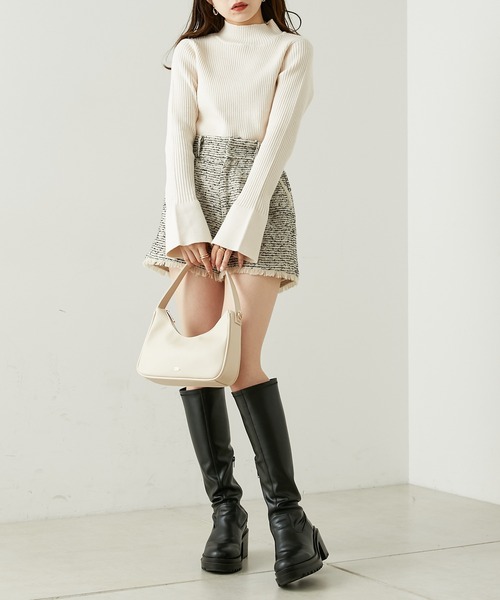 Chico（チコ）の「ポーチ付き2wayラウンドショルダー（ショルダーバッグ・レディース・アイボリー/ブラック/ブラック系その他2・FREE）」の8枚目の写真