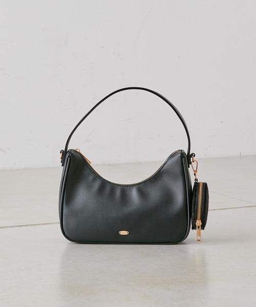 Chico（チコ）の「ポーチ付き2wayラウンドショルダー（ショルダーバッグ・レディース・アイボリー/ブラック/ブラック系その他2・FREE）」の17枚目の写真