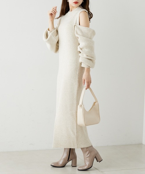 Chico（チコ）の「ポーチ付き2wayラウンドショルダー（ショルダーバッグ・レディース・アイボリー/ブラック/ブラック系その他2・FREE）」の11枚目の写真