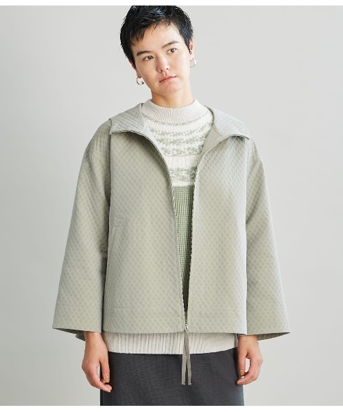 SIPULI（シプリ）の「【手洗い可能】Matelasse フーデッドブルゾン（ブルゾン・レディース・カーキ/グレイッシュベージュ・2）」の2枚目の写真