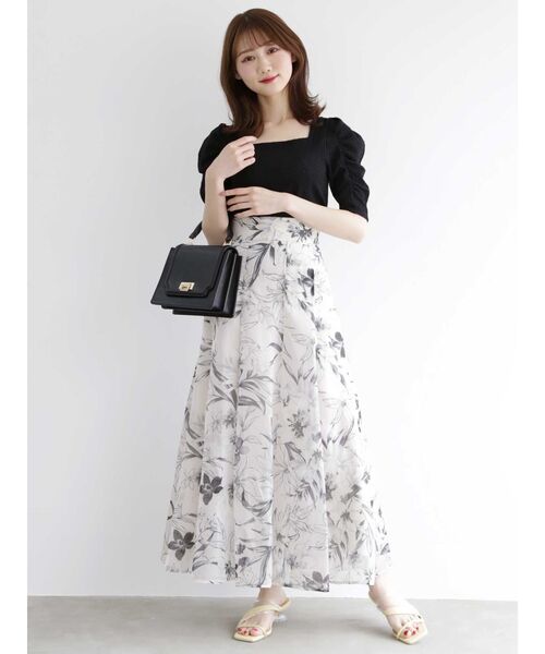 MERCURYDUO(マーキュリーデュオ)の「2wayパワショルシャーリングカットソー(Tシャツ/カットソー・レディース・オフホワイト/ブラック/ライム・FREE)」の4枚目の写真
