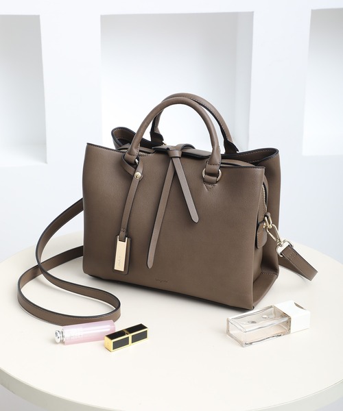 【Ungrid/アングリッド】両アオリポケット スクウェア ハンドバッグ（ボストンバッグ）｜Ungrid（アングリッド）