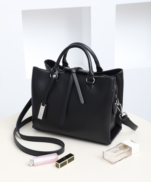 【Ungrid/アングリッド】両アオリポケット スクウェア ハンドバッグ（ボストンバッグ）｜Ungrid（アングリッド）