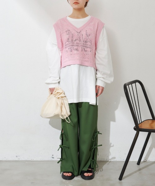 MERLOT（メルロー）の「うさぎプリントロンT（Tシャツ/カットソー・レディース・ホワイト/ブラック・FREE）」の5枚目の写真