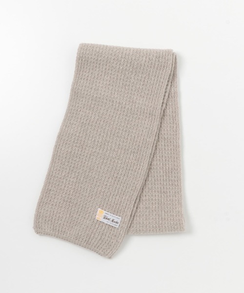 ROBERT MACKIE（ロバートマッキー）の「『別注』ROBERT MACKIE×DOORS　Knit Scarf（マフラー・レディース・グレー/ベージュ/レッド・-）」の7枚目の写真