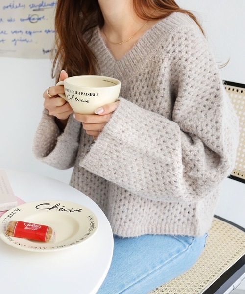 メッシュ編みVネック長袖ニットトップス