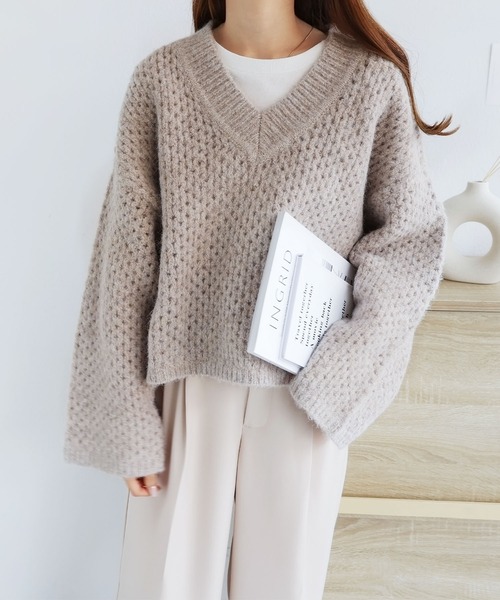 メッシュ編みVネック長袖ニットトップス