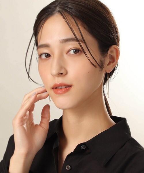 COCOSHNIK(ココシュニック)の「K10アーチフリンジ ピアス(ピアス(両耳用)・レディース・ホワイト系その他7・00)」の5枚目の写真