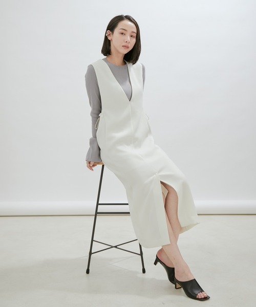 SALON adam et rope'（サロン アダム エ ロペ）の「【手洗い可能】ベルスリーブリブクルーネックプルオーバー（ニット/セーター・レディース・ブルー系その他4/ホワイト/グレー・FREE）」の14枚目の写真