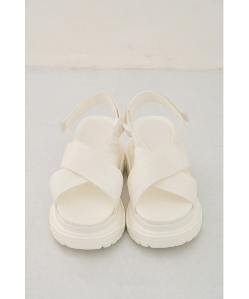 AZUL by moussy(アズールバイマウジー)の「CROSS BELT SPORTS SANDALS/クロスベルトスポーツサンダル(サンダル・レディース・ブラック/ホワイト・SMALL/LARGE/MEDIUM/LL)」の4枚目の写真