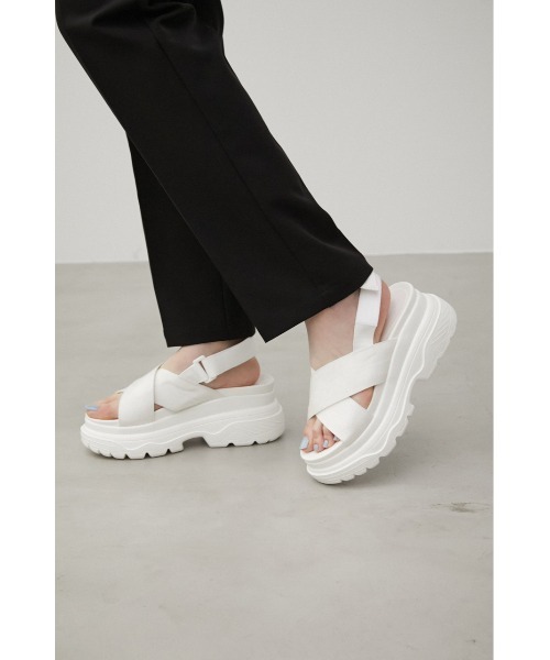 AZUL by moussy(アズールバイマウジー)の「CROSS BELT SPORTS SANDALS/クロスベルトスポーツサンダル(サンダル・レディース・ブラック/ホワイト・SMALL/LARGE/MEDIUM/LL)」の18枚目の写真