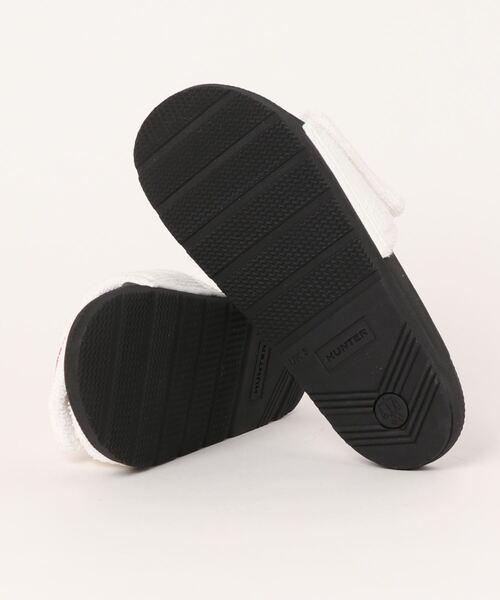 HUNTER(ハンター)の「/HUNTER/TERRY TOWELL LOGO SANDAL(サンダル・レディース・ブラック/ホワイト・UK4/UK5/UK6/UK3)」の4枚目の写真