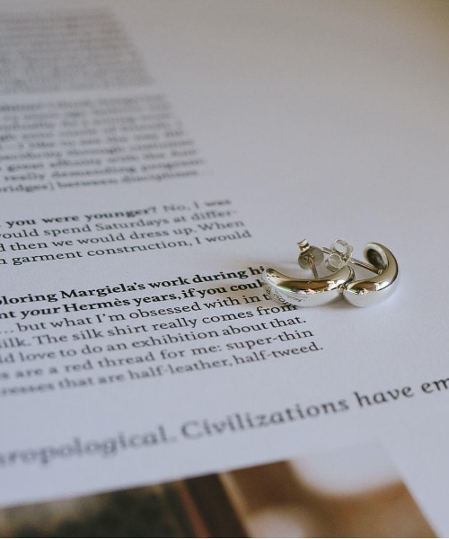 Ops.(オプス)の「ピアス 金属アレルギー対応 シルバー925 ゴールド 【CUULLA キューラ】(ピアス(両耳用)・レディース・シルバー/イエローゴールド・ONE SIZE)」の16枚目の写真