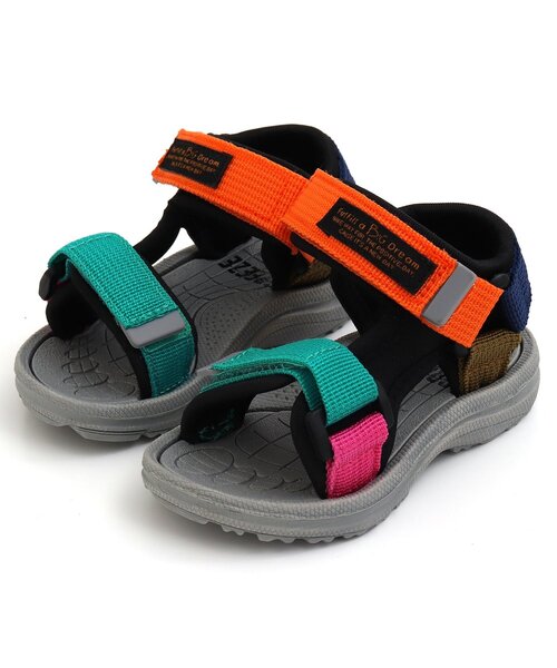 BREEZE（ブリーズ）の「アクティブテープサンダル（サンダル・キッズ・ブラック/アイボリー/ネイビー/レインボー・13/14/15 /16/17/18/19/20/21）」の19枚目の写真