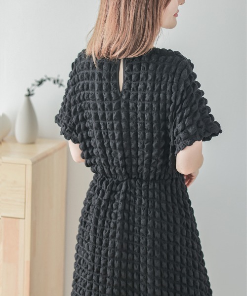 AMELY(エミリー)の「ジャガードワンピース(ワンピース・レディース・イエロー/オフホワイト/ブラック・C/F)」の14枚目の写真