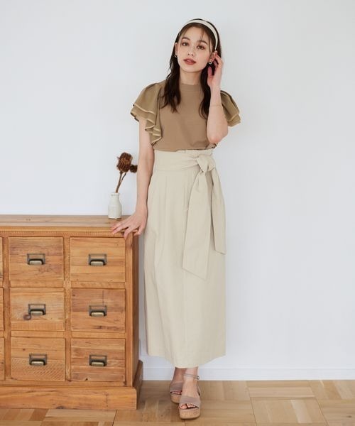 mysty woman(ミスティウーマン)の「イソザイフレアスリーブプルオーバー 963785(Tシャツ/カットソー・レディース・ブラック/ベージュ/オフホワイト・FREE)」の16枚目の写真