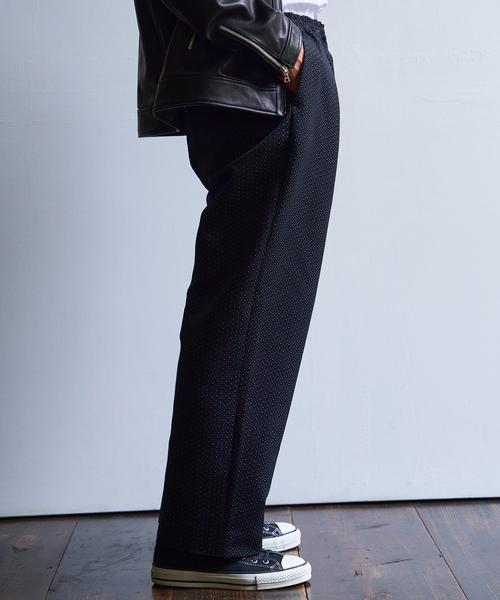 EDIFICE（エディフィス）の「コモン柄 ジャカード 1タックイージーパンツ（スラックス・メンズ・ブラック・SMALL/MEDIUM/LARGE/X-SMALL）」の5枚目の写真