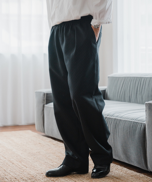 EDIFICE（エディフィス）の「コモン柄 ジャカード 1タックイージーパンツ（スラックス・メンズ・ブラック・SMALL/MEDIUM/LARGE/X-SMALL）」の10枚目の写真