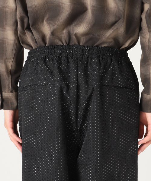 EDIFICE（エディフィス）の「コモン柄 ジャカード 1タックイージーパンツ（スラックス・メンズ・ブラック・SMALL/MEDIUM/LARGE/X-SMALL）」の18枚目の写真