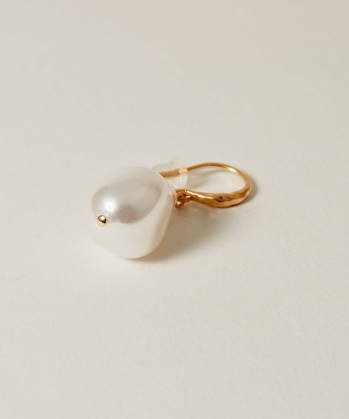novice（ノーヴィス）の「【novice】Drop Pearl Hook Pierce（ピアス（両耳用）・レディース・シルバー/ゴールド・FREE）」の8枚目の写真