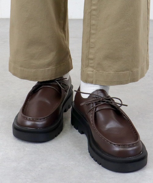 LibertyDoll（リバティードール）の「Liberty doll / 厚底レースアップ トラックソール チロリアン メダリオン (3050)(3051)（ドレスシューズ・レディース・ブラック/ダークブラウン/ブラック×ホワイト/ブラック系その他/ブラック系その他2/ダークブラウン系2/ブラック系2/ベージュ/キャメル・S/M/L/LL/XXL/40/41/42/43/44）」の7枚目の写真