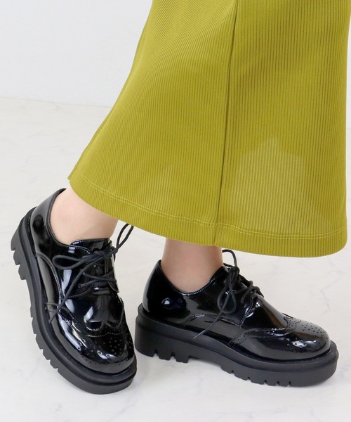 LibertyDoll（リバティードール）の「Liberty doll / 厚底レースアップ トラックソール チロリアン メダリオン (3050)(3051)（ドレスシューズ・レディース・ブラック/ダークブラウン/ブラック×ホワイト/ブラック系その他/ブラック系その他2/ダークブラウン系2/ブラック系2/ベージュ/キャメル・S/M/L/LL/XXL/40/41/42/43/44）」の17枚目の写真