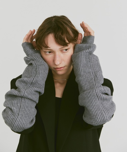 un/neu（アンノイ）の「ルーズニットアームウォーマー / リブニットアームカバー（アームカバー・レディース・レッド/グレー/グリーン/アイボリー/ブラウン・FREE）」の20枚目の写真