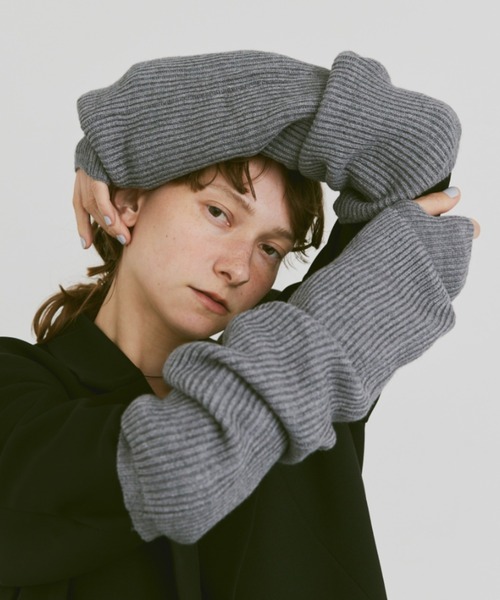 un/neu（アンノイ）の「ルーズニットアームウォーマー / リブニットアームカバー（アームカバー・レディース・レッド/グレー/グリーン/アイボリー/ブラウン・FREE）」の18枚目の写真