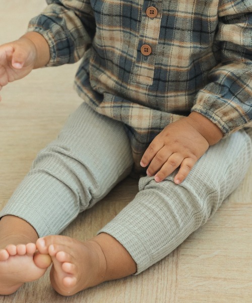 pairmanon（ペアマノン）の「【ベビー】ワッフル アソート レギンス（その他ベビーウェア・キッズ・ダークブルー/ブラック/アイボリー/ミント/その他/グレー系その他/ライトベージュ/ピンク/グリーン系その他2/ラベンダー/モカ/ベージュ系その他/ブルー系その他3/ブラック系その他6/ホワイト系その他・70/80）」の8枚目の写真