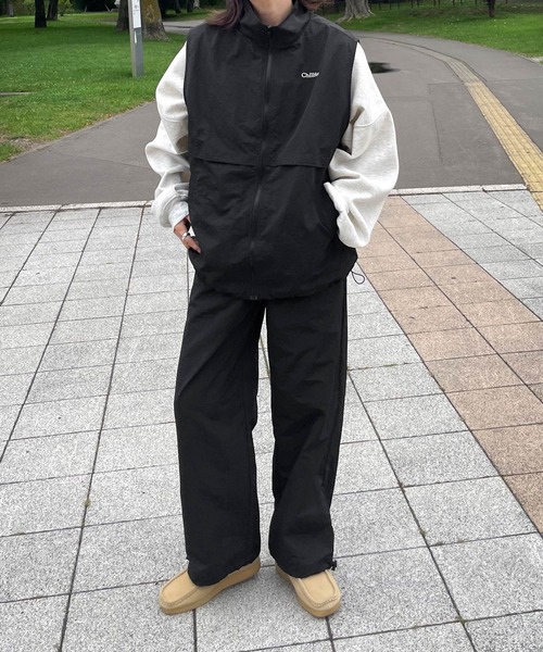 Chillfar（チルファー）の「スタンドナイロンベスト（ベスト・レディース・ブラック/ネイビー/グレイッシュベージュ/グレー・FREE）」の18枚目の写真