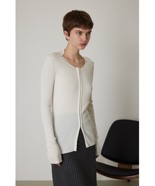 RIM.ARK(リムアーク)の「Neck design slim knit CD(カーディガン/ボレロ・レディース・グリーン/ホワイト/ブラック・FREE)」の11枚目の写真