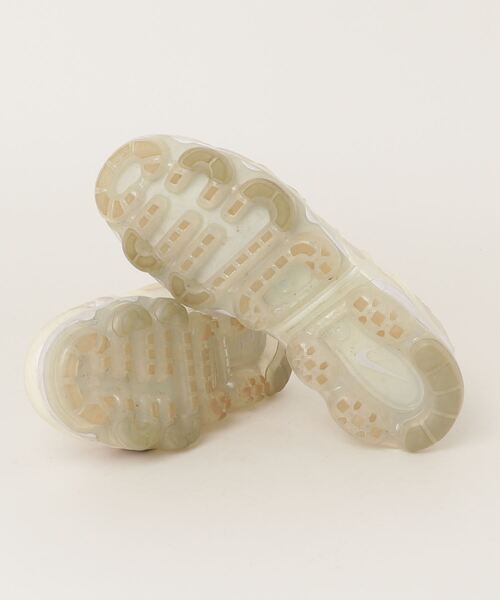 NIKE(ナイキ)の「ローカットスニーカー(スニーカー・メンズ・ホワイト・26cm)」の3枚目の写真