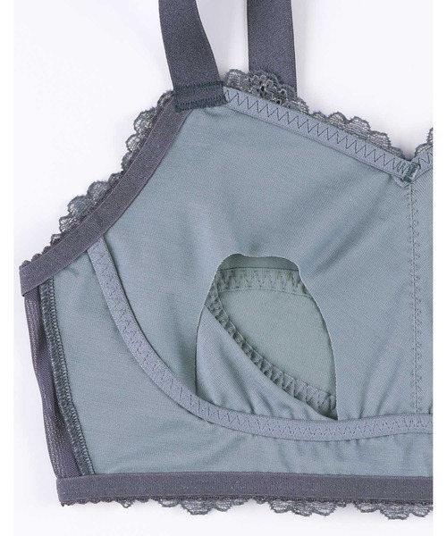 AMPHI（アンフィ）の「「ナイトアップブラ レーシィ」　ノンワイヤー（ナイトブラ・レディース・ブルーグレー/ブラック/ライトグレー/ラベンダー/ピンク/レッド/ベージュ/アイボリー/ネイビー/クリーム・L/LL(UB-)/M(UB-)/M/L(UB-)/LL）」の13枚目の写真
