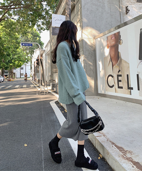 c.u.l(シーユーエル)の「ナロ―シルエットニットスカート culw556(スカート・レディース・ブラック/ベージュ/ライトグレー・FREE)」の7枚目の写真