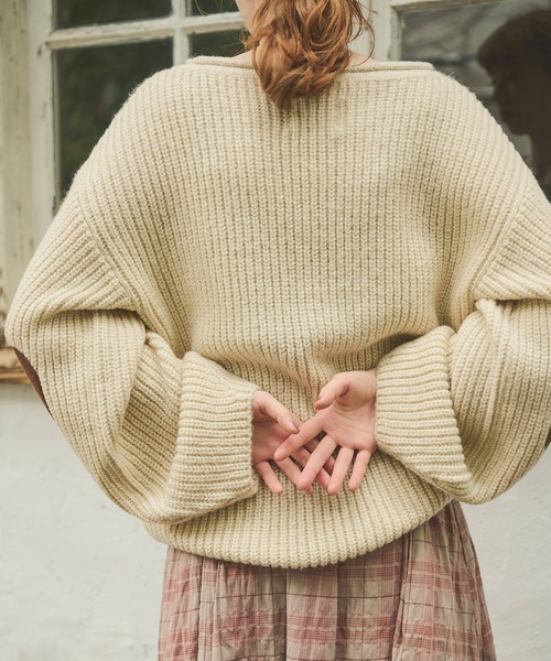 Crisp（クリスプ）の「エルボーパッチルーズニット（ニット/セーター・レディース・アイボリー/ピンク/ブルー・FREE）」の10枚目の写真