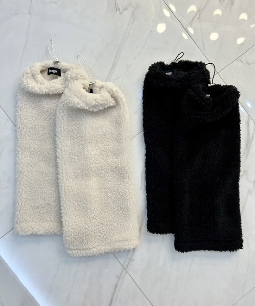 ipugo（イプゴ）の「ipugo/イプゴ ボア素材レッグウォーマー レッグカバー（レッグウォーマー・レディース・クリーム/ブラック・FREE）」の6枚目の写真