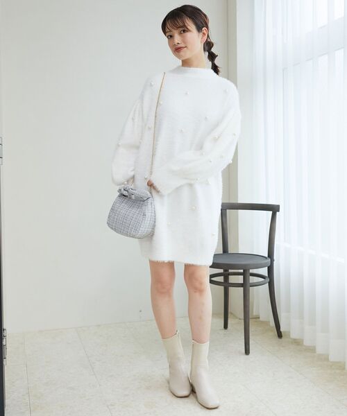 MAJESTIC LEGON(マジェスティックレゴン)の「リボンハンドルツイードバッグ(ハンドバッグ・レディース・ホワイト系その他2/グレー系その他・FREE)」の3枚目の写真