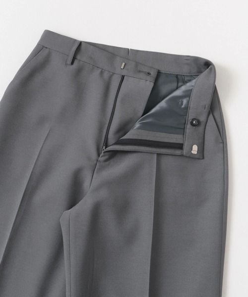 URBAN RESEARCH ROSSO WOMEN（アーバンリサーチ　ロッソ）の「シャンブレーセンタープレスストレートパンツ（その他パンツ・レディース・ライトカーキ/ネイビー・36/38）」の19枚目の写真