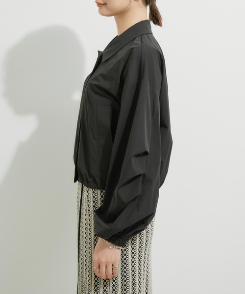 le cercle ADAM ET ROPE'（ルセルクルアダムエロペ）の「シャツブルゾン（ブルゾン・レディース・ブラック/ベージュ系その他2/ホワイト・FREE）」の13枚目の写真