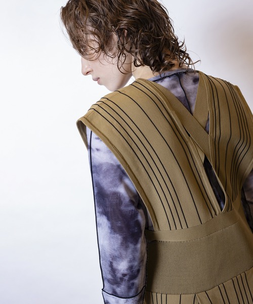 OSMOSIS（オズモーシス）の「ストライプサロペットニットスカート（サロペット/オーバーオール・レディース・ブラック系その他/ブラック/ベージュ系その他・ONE SIZE）」の12枚目の写真