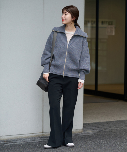 JOURNAL STANDARD（ジャーナルスタンダード）の「《追加9》クルーネックシアーロングＴシャツ（Tシャツ/カットソー・レディース・ブラック/アイボリー/ライトグレー/ホワイト/ブルー系その他/チャコールグレー・FREE）」の11枚目の写真