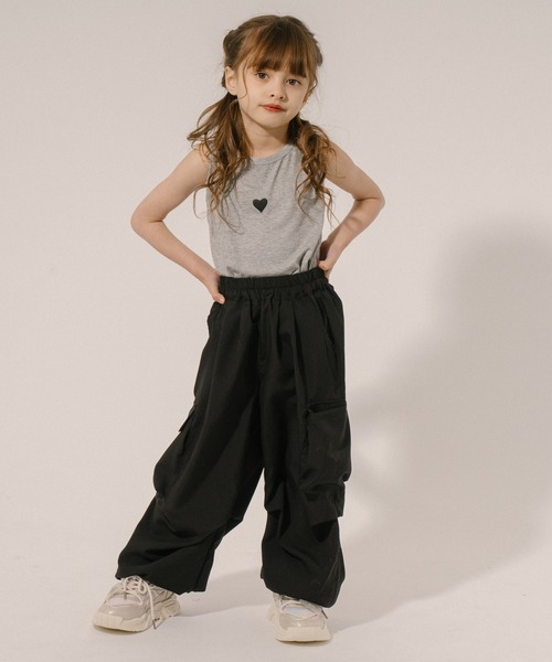 URBAN CHERRY(アーバンチェリー)の「カラーカーゴパンツ(カーゴパンツ・キッズ・ピンク/ブラック・120cm/130cm/140cm/150cm)」の15枚目の写真