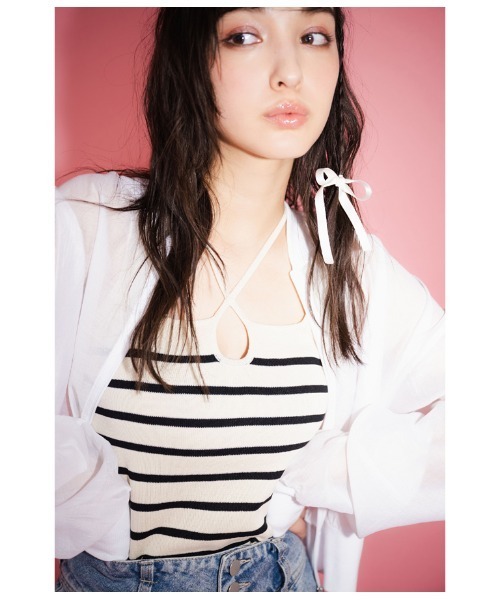 ANAP（アナップ）の「クロスネック タンクトップ（タンクトップ・レディース・アイボリー/ブラック/グリーン/ブラック系その他・FREE）」の13枚目の写真