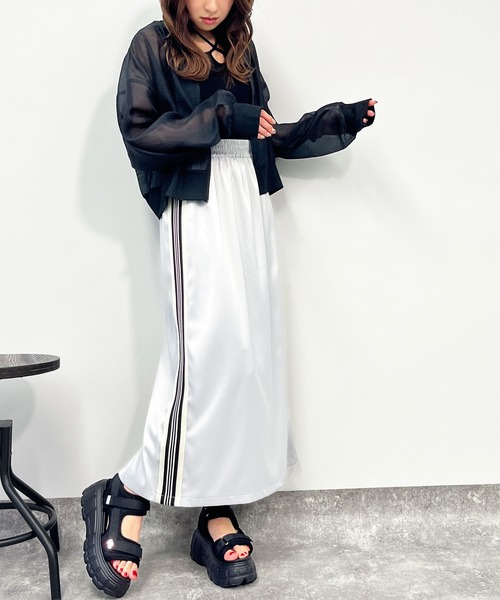 ANAP（アナップ）の「クロスネック タンクトップ（タンクトップ・レディース・アイボリー/ブラック/グリーン/ブラック系その他・FREE）」の19枚目の写真