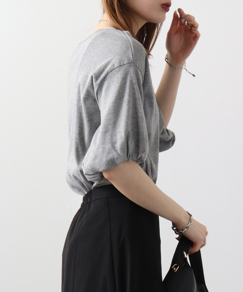 atONE（アットワン）の「atONE フレア袖ドロップショルダーTシャツ（Tシャツ/カットソー・レディース・オフホワイト/杢グレー/ブラック/カーキ/ネイビー・LL/L/3L/4L/M）」の15枚目の写真