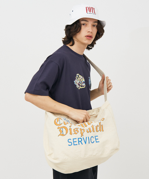 ABAHOUSE(アバハウス)の「【REPRODUCT】Newspaper Bag/ニュースペーパーバッグ/キャンバス ショルダーバッグ(ショルダーバッグ・メンズ・ホワイト系その他3/ホワイト系その他2/ホワイト系その他・フリー)」の4枚目の写真