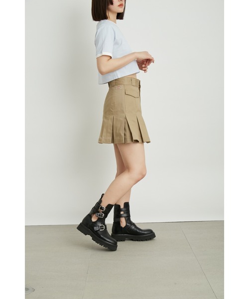LILY BROWN(リリーブラウン)の「【LILY BROWN Dickies&】874プリーツチノミニスカショーパン(チノパンツ・レディース・ライトブルー/ベージュ/ブラック・0/1)」の9枚目の写真
