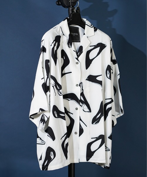 unrelaxing（アンリラクシング）の「ビッグシルエット総柄開襟アロハシャツ（シャツ/ブラウス・メンズ・ホワイト×ライム/Q/R/ブラック系その他3/ライトグレー系2/グレー系4/ベージュ系8/オリーブ系7/ライトグリーン系8/ブルー系1/パープル系4/ピンク系4/ホワイト×グレー/ミント/ラベンダー/ピンク/ベージュ系5/グリーン系6/ピンク系3/ライトグレー系4/その他3/ベージュ系7/カーキ系1/グリーン系7/ブラック系1/ブルー系5/グレー系6/ベージュ系9/パープル系1/イエロー系3/その他22/ローズ系3/ブラック系3/ホワイト系2/ブラウン系1/アイボリー系3/ブルー系6/パープル系3/その他25/ホワイト系1/ブラック系9/パープル系5/パープル系6/ブラック系7/ブラック系8/ブルー系7/ブルー系8/ホワイト系3/ブルー系2/ブラック系2/グリーン系3/ベージュ系3/グリーン系1/グリーン系8/ブラック系5/カーキ系8/ライトグリーン系5/その他26/M/ライラック系/ブラック系4/パープル系9/イエロー系4/その他21/B/ホワイト系7/オリーブ系8/ふじ色系4/パープル系8/A/グリーン系9/パープル系2/パープル系7/カーキ系/ふじ色系2/ふじ色系3/その他1/ホワイト系4/ベージュ系2/アイボリー系1/ダークグリーン系5/カーキ系5/グリーン系/パープル系その他/パープル系その他2/ライラック系4/カラフル/ホワイト系5/ライトグレー系3/ベージュ系1/アイボリー系/オリーブ系5/ネイビー系9/ブルー系4/ブラック系6/オリーブ系/ネイビー系5/ネイビー系6/ライラック系3/その他27/レッド系5/ダークアッシュ/Y/レッド/Z/ブラック系その他6/カーキ系3/ホワイト系8/クリアグリーン/その他28/ピンク系1/O/クリアブルー/その他16/C/ブラック系/パープル系その他3/その他23/その他31/ブラック系その他4/ネイビー系4/グリーン系2/ブラック系その他/その他14/その他15/その他10/レオパード/ブルーグラス/ホワイト×ブルー/グレー系1/ライトカーキ/D/ピンク系5/その他2/レッド系3/アイボリー/G・FREE）」の7枚目の写真