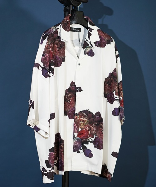 unrelaxing（アンリラクシング）の「ビッグシルエット総柄開襟アロハシャツ（シャツ/ブラウス・メンズ・ホワイト×ライム/Q/R/ブラック系その他3/ライトグレー系2/グレー系4/ベージュ系8/オリーブ系7/ライトグリーン系8/ブルー系1/パープル系4/ピンク系4/ホワイト×グレー/ミント/ラベンダー/ピンク/ベージュ系5/グリーン系6/ピンク系3/ライトグレー系4/その他3/ベージュ系7/カーキ系1/グリーン系7/ブラック系1/ブルー系5/グレー系6/ベージュ系9/パープル系1/イエロー系3/その他22/ローズ系3/ブラック系3/ホワイト系2/ブラウン系1/アイボリー系3/ブルー系6/パープル系3/その他25/ホワイト系1/ブラック系9/パープル系5/パープル系6/ブラック系7/ブラック系8/ブルー系7/ブルー系8/ホワイト系3/ブルー系2/ブラック系2/グリーン系3/ベージュ系3/グリーン系1/グリーン系8/ブラック系5/カーキ系8/ライトグリーン系5/その他26/M/ライラック系/ブラック系4/パープル系9/イエロー系4/その他21/B/ホワイト系7/オリーブ系8/ふじ色系4/パープル系8/A/グリーン系9/パープル系2/パープル系7/カーキ系/ふじ色系2/ふじ色系3/その他1/ホワイト系4/ベージュ系2/アイボリー系1/ダークグリーン系5/カーキ系5/グリーン系/パープル系その他/パープル系その他2/ライラック系4/カラフル/ホワイト系5/ライトグレー系3/ベージュ系1/アイボリー系/オリーブ系5/ネイビー系9/ブルー系4/ブラック系6/オリーブ系/ネイビー系5/ネイビー系6/ライラック系3/その他27/レッド系5/ダークアッシュ/Y/レッド/Z/ブラック系その他6/カーキ系3/ホワイト系8/クリアグリーン/その他28/ピンク系1/O/クリアブルー/その他16/C/ブラック系/パープル系その他3/その他23/その他31/ブラック系その他4/ネイビー系4/グリーン系2/ブラック系その他/その他14/その他15/その他10/レオパード/ブルーグラス/ホワイト×ブルー/グレー系1/ライトカーキ/D/ピンク系5/その他2/レッド系3/アイボリー/G・FREE）」の9枚目の写真