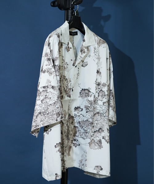 unrelaxing（アンリラクシング）の「ビッグシルエット総柄開襟アロハシャツ（シャツ/ブラウス・メンズ・ホワイト×ライム/Q/R/ブラック系その他3/ライトグレー系2/グレー系4/ベージュ系8/オリーブ系7/ライトグリーン系8/ブルー系1/パープル系4/ピンク系4/ホワイト×グレー/ミント/ラベンダー/ピンク/ベージュ系5/グリーン系6/ピンク系3/ライトグレー系4/その他3/ベージュ系7/カーキ系1/グリーン系7/ブラック系1/ブルー系5/グレー系6/ベージュ系9/パープル系1/イエロー系3/その他22/ローズ系3/ブラック系3/ホワイト系2/ブラウン系1/アイボリー系3/ブルー系6/パープル系3/その他25/ホワイト系1/ブラック系9/パープル系5/パープル系6/ブラック系7/ブラック系8/ブルー系7/ブルー系8/ホワイト系3/ブルー系2/ブラック系2/グリーン系3/ベージュ系3/グリーン系1/グリーン系8/ブラック系5/カーキ系8/ライトグリーン系5/その他26/M/ライラック系/ブラック系4/パープル系9/イエロー系4/その他21/B/ホワイト系7/オリーブ系8/ふじ色系4/パープル系8/A/グリーン系9/パープル系2/パープル系7/カーキ系/ふじ色系2/ふじ色系3/その他1/ホワイト系4/ベージュ系2/アイボリー系1/ダークグリーン系5/カーキ系5/グリーン系/パープル系その他/パープル系その他2/ライラック系4/カラフル/ホワイト系5/ライトグレー系3/ベージュ系1/アイボリー系/オリーブ系5/ネイビー系9/ブルー系4/ブラック系6/オリーブ系/ネイビー系5/ネイビー系6/ライラック系3/その他27/レッド系5/ダークアッシュ/Y/レッド/Z/ブラック系その他6/カーキ系3/ホワイト系8/クリアグリーン/その他28/ピンク系1/O/クリアブルー/その他16/C/ブラック系/パープル系その他3/その他23/その他31/ブラック系その他4/ネイビー系4/グリーン系2/ブラック系その他/その他14/その他15/その他10/レオパード/ブルーグラス/ホワイト×ブルー/グレー系1/ライトカーキ/D/ピンク系5/その他2/レッド系3/アイボリー/G・FREE）」の10枚目の写真